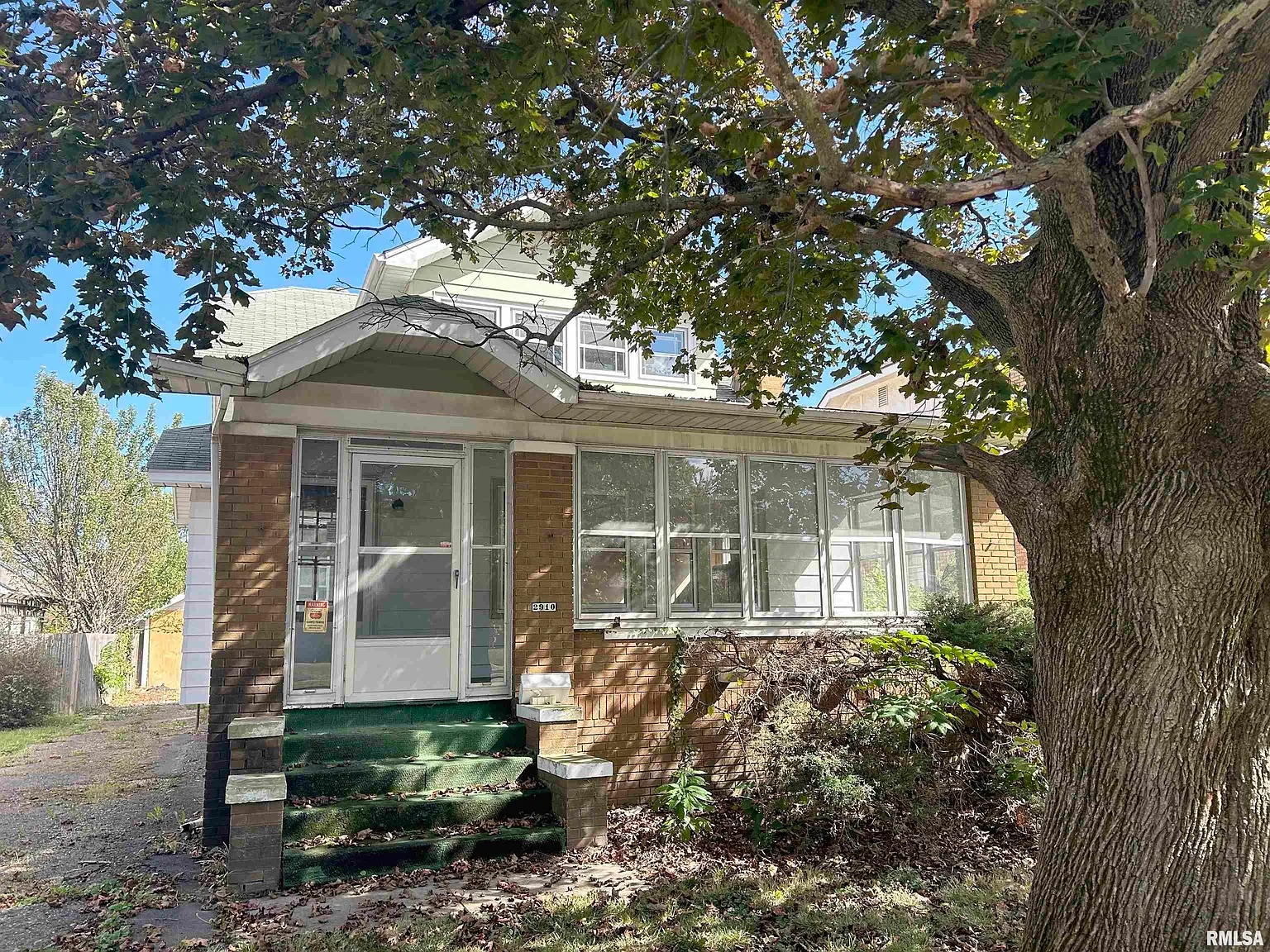 2910 N Sheridan Rd photo 1