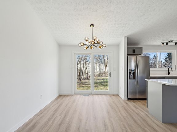 5th image of 6436 Saddle Lane Ct