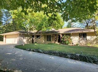 1113 Richard Rd, Kendallville, IN 46755