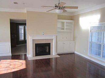 4th image of 2620 Colony Vista Dr