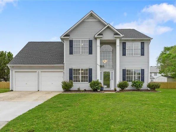 6710 Duck Landing Ct, Suffolk, VA 23435