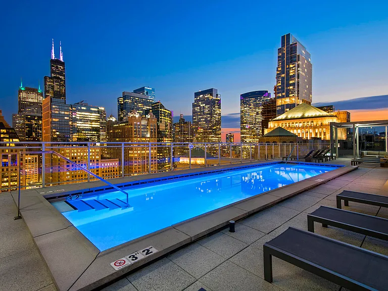 345 N La Salle Dr #4301 — Photo 9