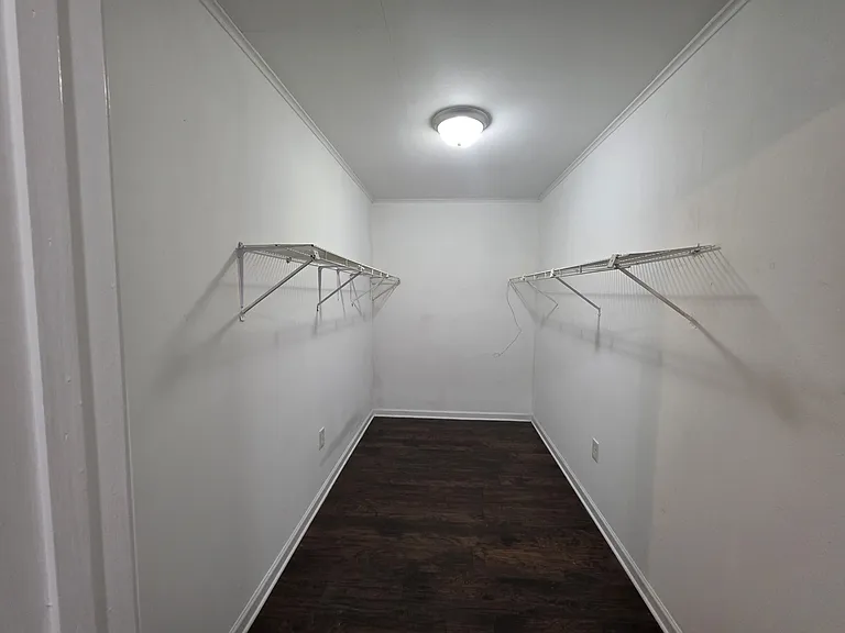5219 Goodland Dr — Photo 8