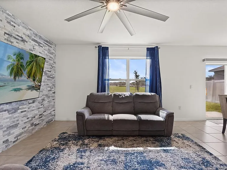 1467 Riverboat Dr — Photo 12