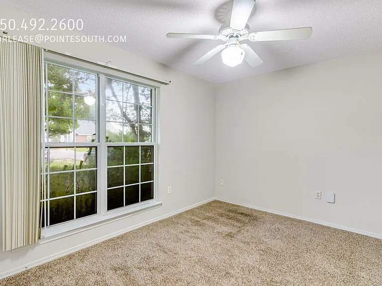 917 Claeven Cir — Photo 11