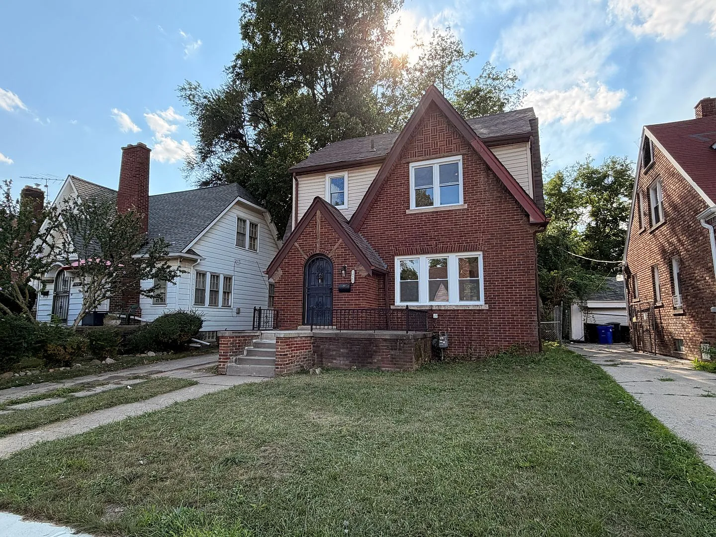 Section 8 welcomed at this Parc home — Photo 2