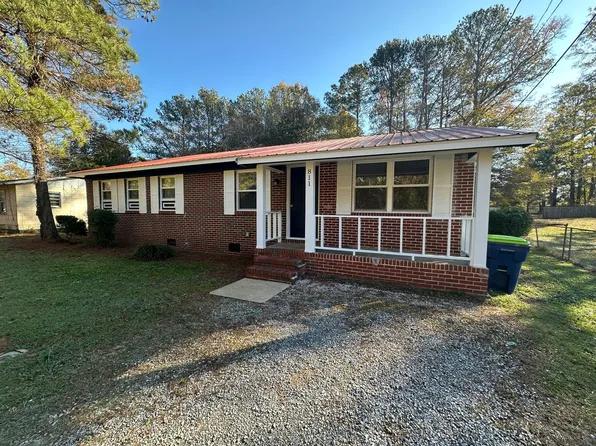 811 Allen St, Talladega, AL 35160