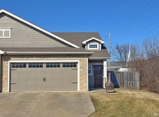 3100 W 31st Ter, Lawrence, KS 66047