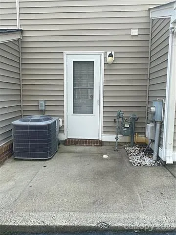 3361 Weston St — Photo 26