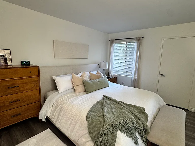 1445 Brett Pl #114 — Photo 10