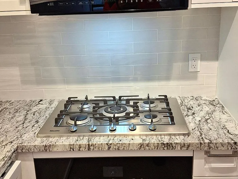 505 Glencairn Ave #205 — Photo 10