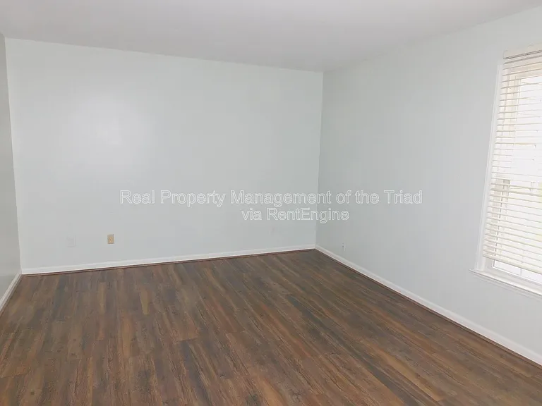 2828 Windy Xing — Photo 15