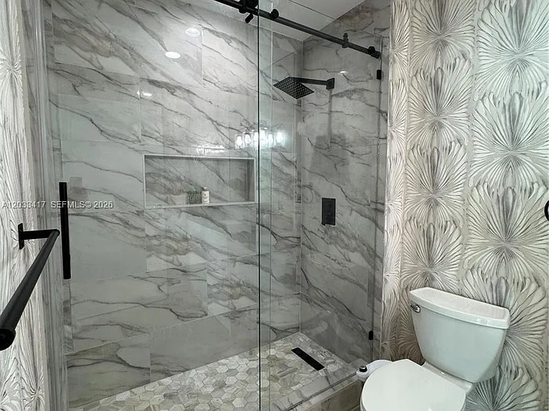 300 S Biscayne Blvd #L-1218 — Photo 37