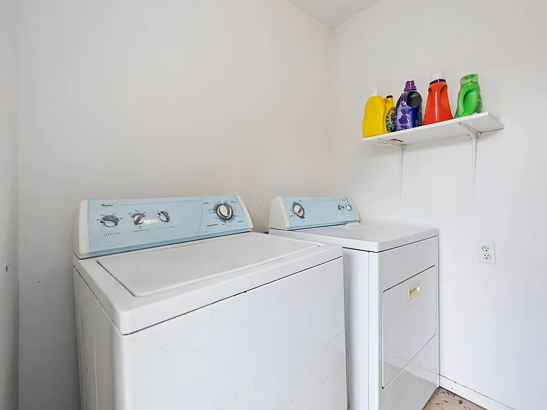 1728 Connorvale Rd #B — Photo 39
