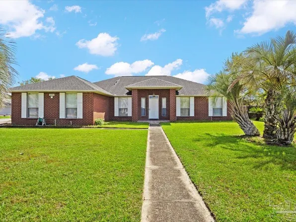 2216 Blue Lake Dr, Pensacola, FL 32506