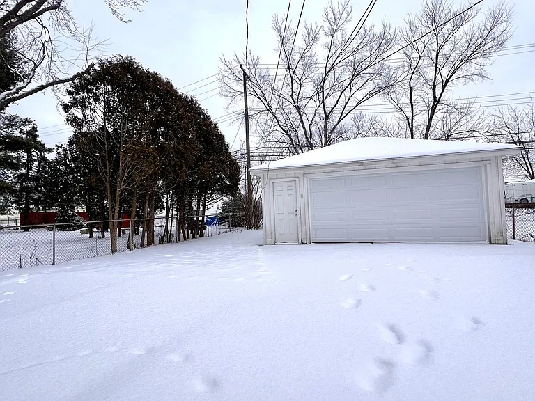 2 Car Garage