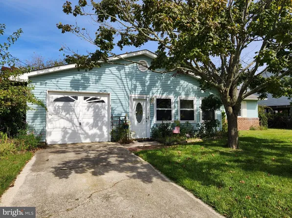29 Beach Dr, Little Egg Harbor, NJ 08087