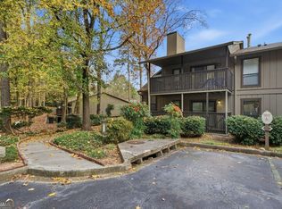 1202 Cumberland Ct SE, Smyrna, GA 30080