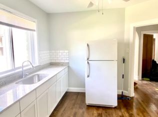 5230 W Winona St #1, Chicago, IL 60630