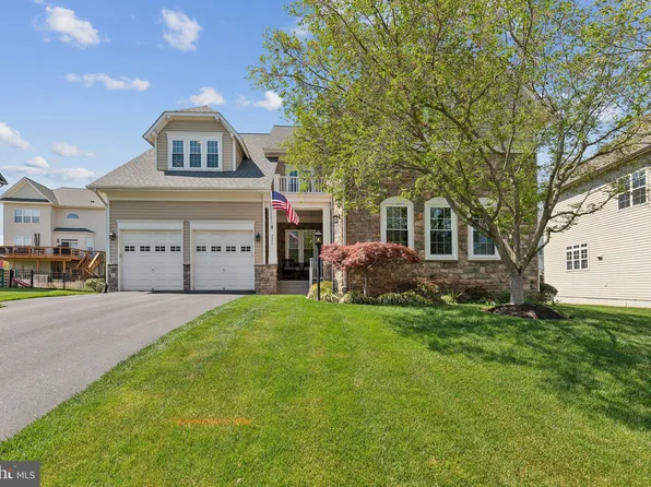 9375 Falling Water Dr, Bristow, VA 20136