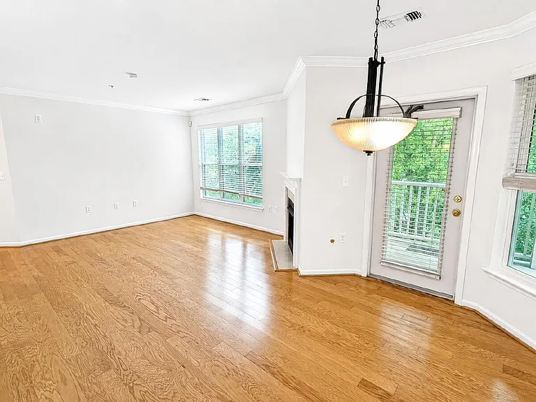 12913 Alton Sq #307 — Photo 3