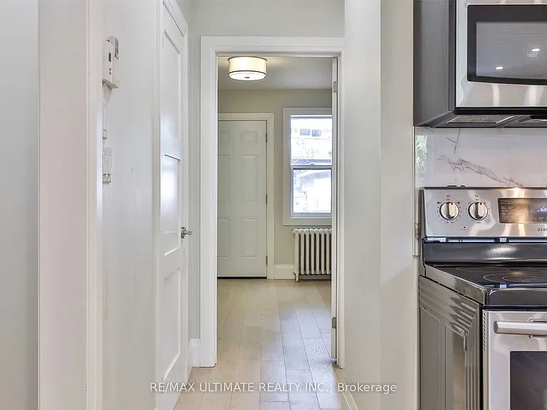 8 Grafton Ave #MAIN — Photo 3