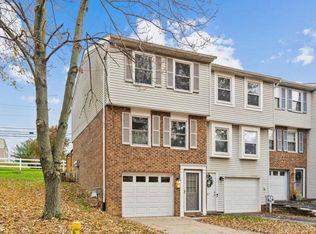 1012 Cottonwood Ct, Cranberry Township, PA 16066