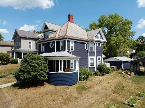314 Grant St, Reynoldsville, PA 15851