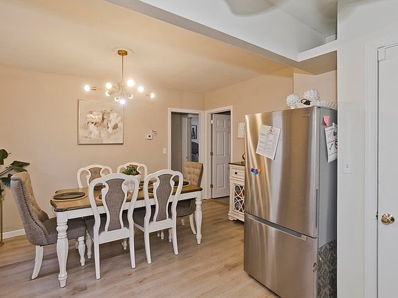 5th image of 12-14 Noel St