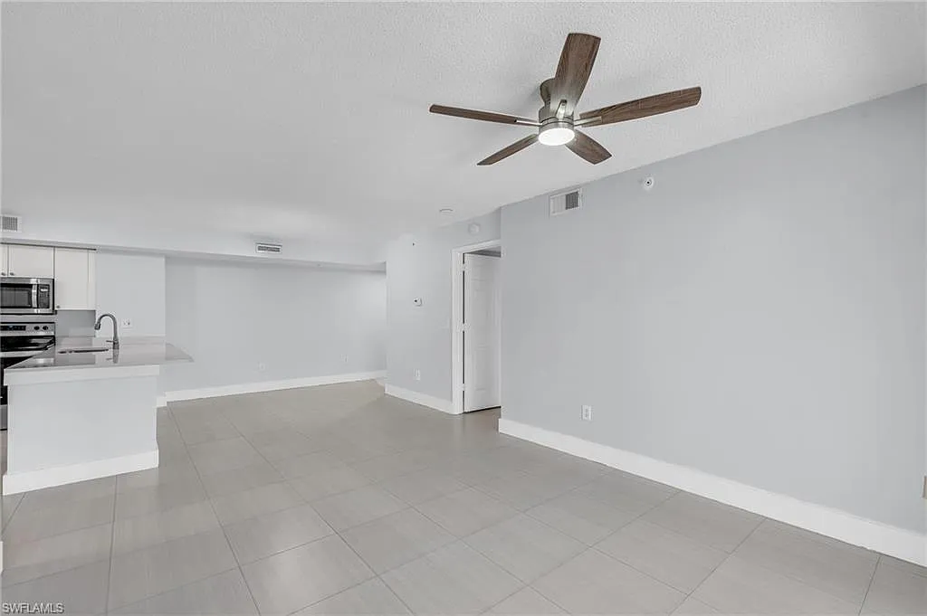 1830 Florida Club Cir — Photo 4