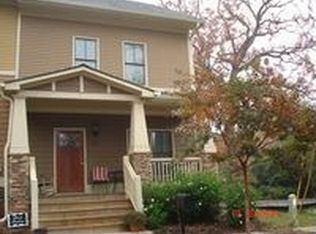 625 Chestnut St, Hapeville, GA