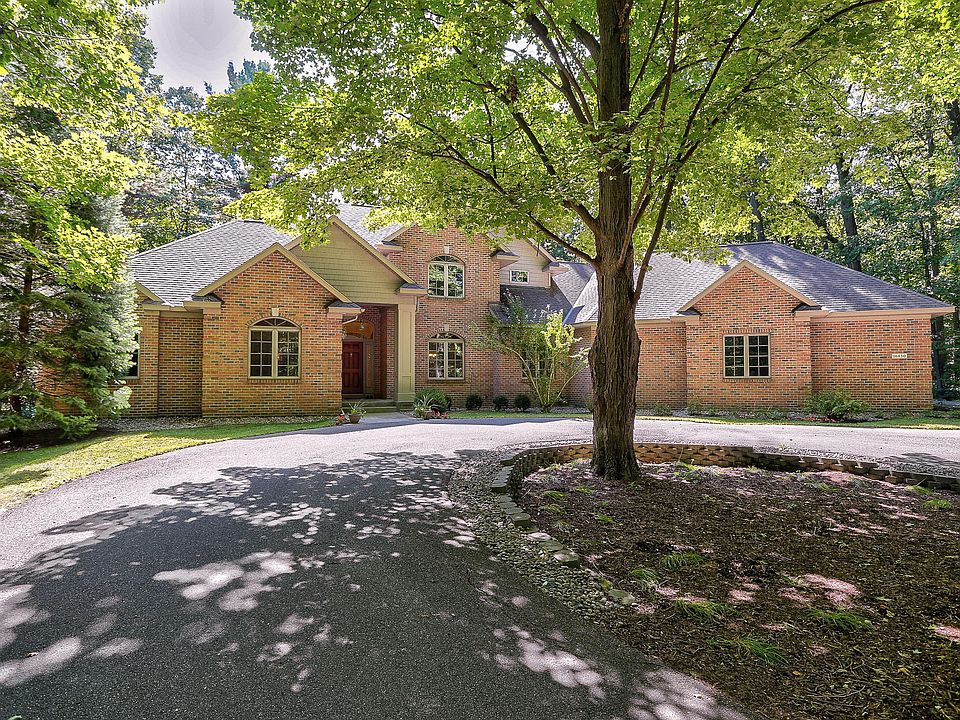 1st image of 16850 Shore Oaks East Ln