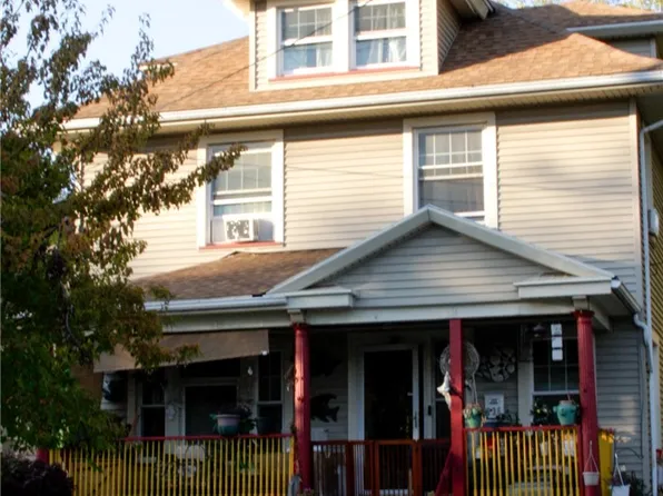 536 Maple St, Rochester, NY 14611