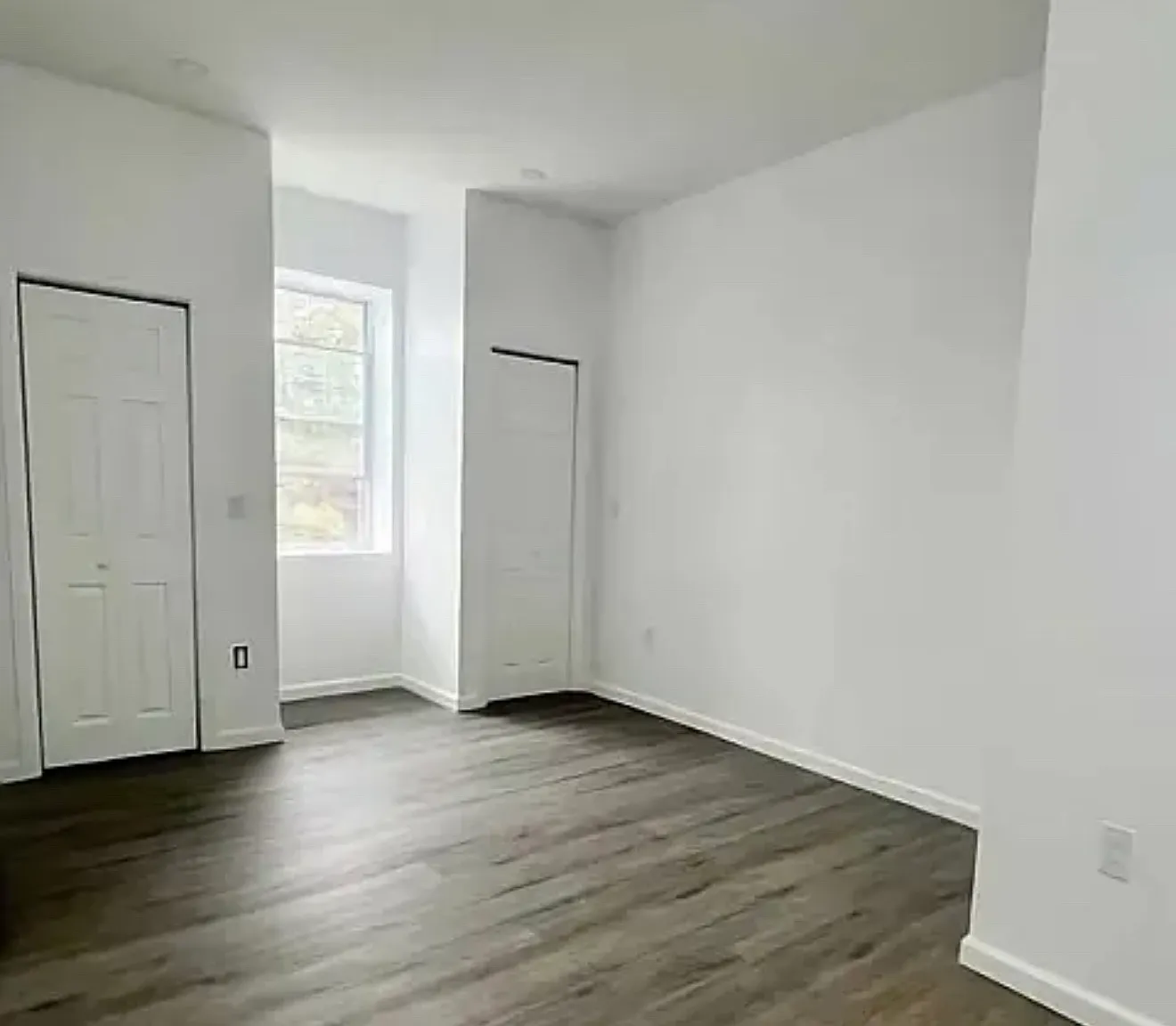 4 bed, 1200 sqft, $2,695 — Photo 3