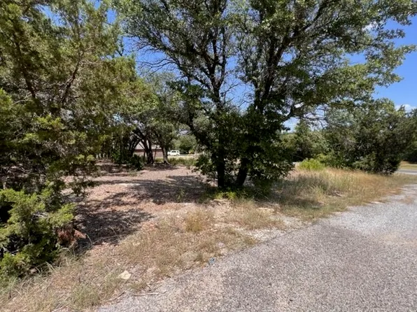 1301 Ute Ct, Granbury, TX 76048