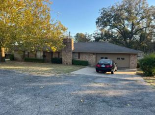 4040 Luella Rd, Sherman, TX 75090