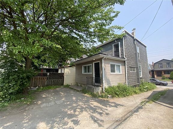 4th image of 1164 Cannon St E