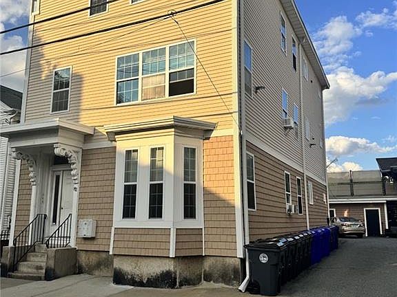 2nd image of 82 Sutton St