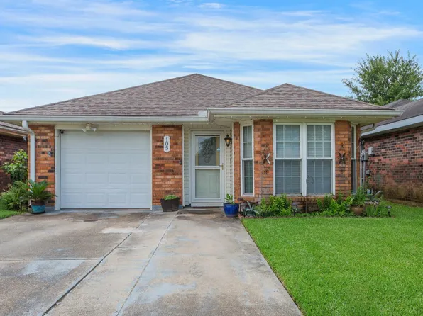 105 Doubloon Dr, Lafayette, LA 70508