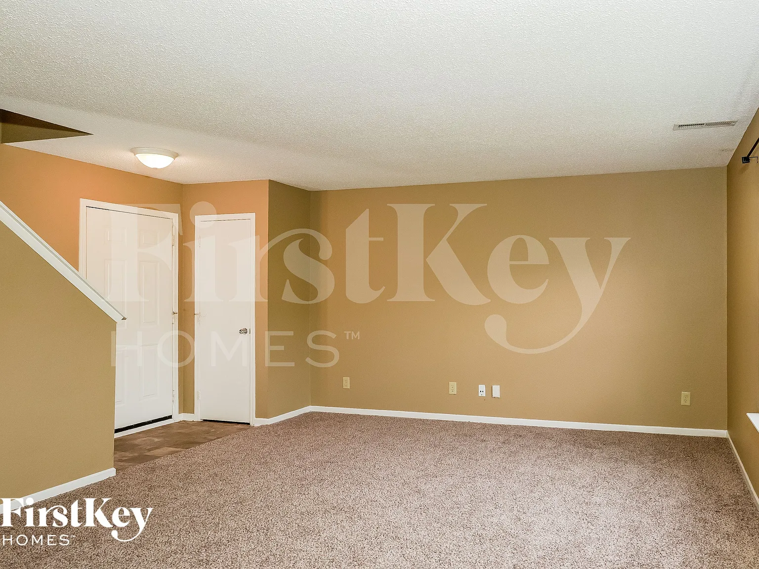 3 bed, 2.0 bath, 1325 sqft, $1,745 — Photo 4