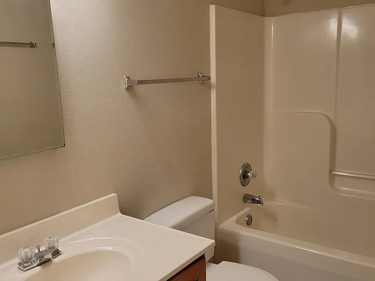 613 Reese Dr #613 — Photo 12