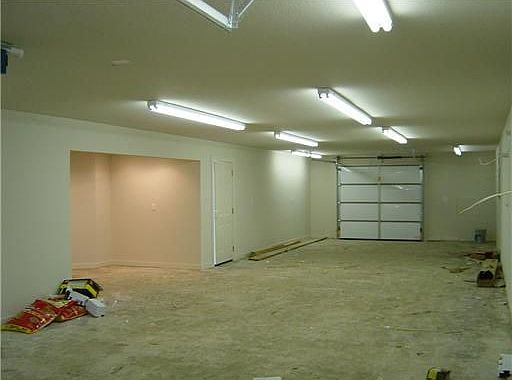 1st image of 324 Whitcliff Dr