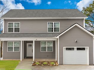 114 Holley St, Cumberland City, TN 37050