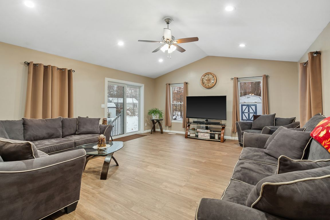 next background image