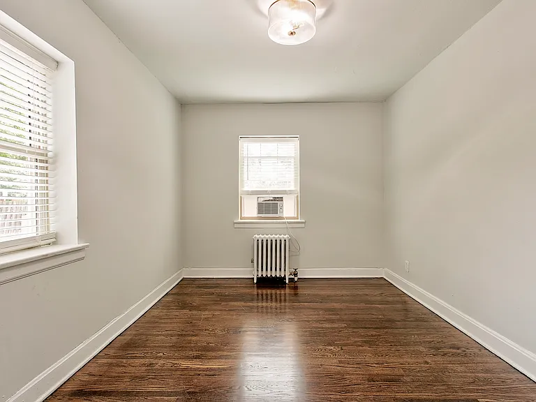 3900 Edwards Rd #105 — Photo 6