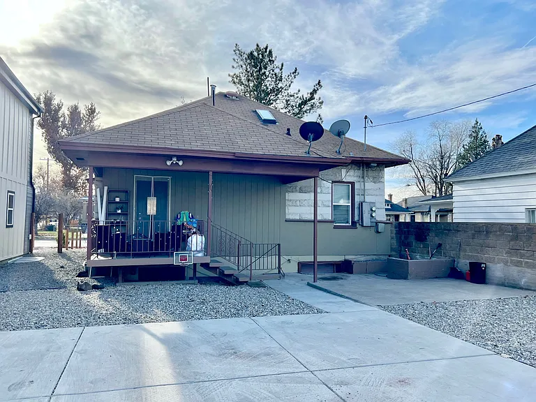 381 E Kensington Ave #B — Photo 19