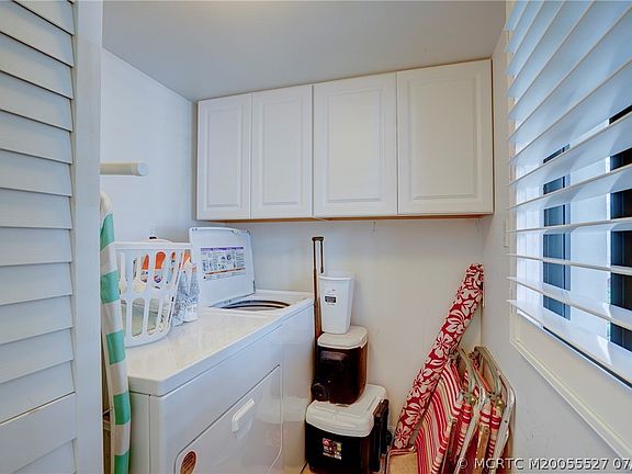 5th image of 40 NE Plantation Rd APT 110