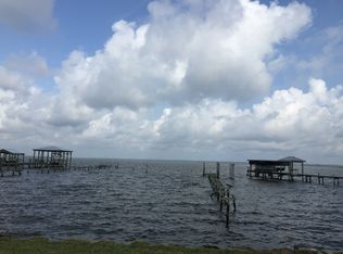 159 Pinecrest Dr, Pass Christian, MS 39571