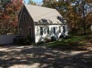 17 Ashumet Ave, Mashpee, MA 02649