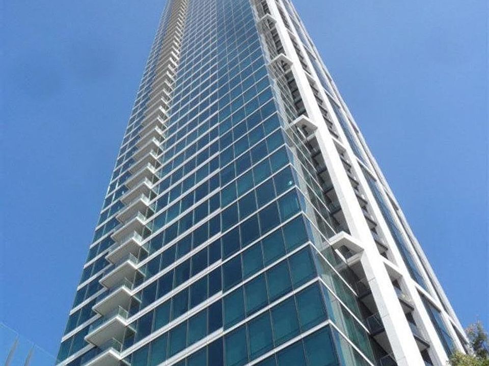 1st image of 425 1st St Unit 3207